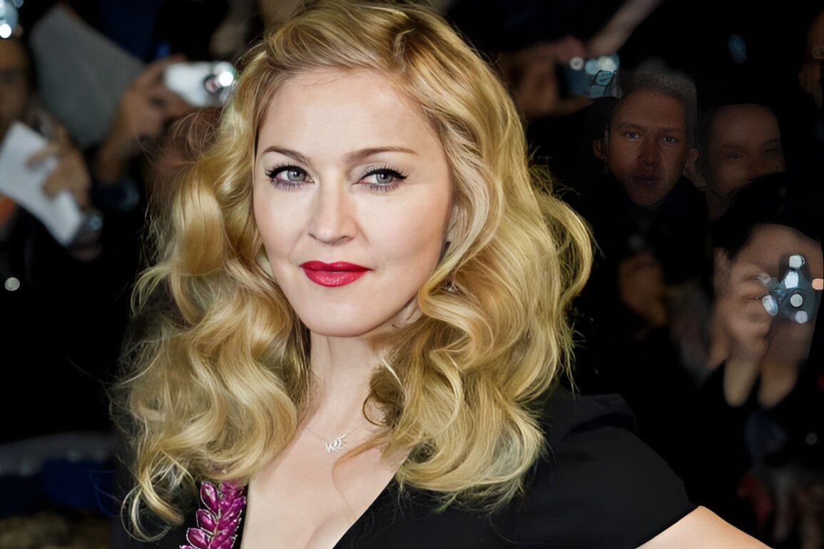 Madonna Net Worth, Age, Measurements, Husband, Career, & Biography